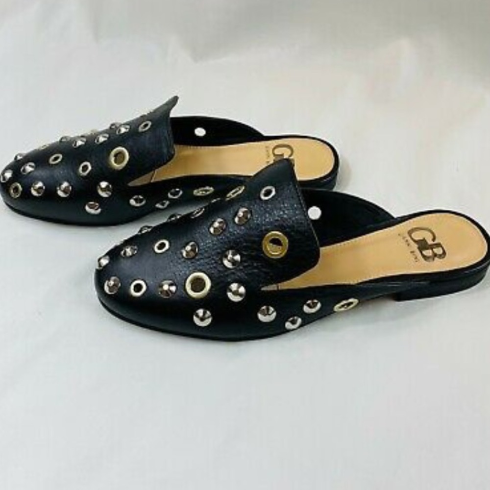 Gianni Bini mules size 7!